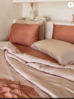 NEW, ETTITUDE Signature Bamboo Pillowcase Set of 2, Queen, Sand